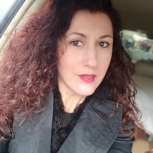 Meet your Posher, Alina